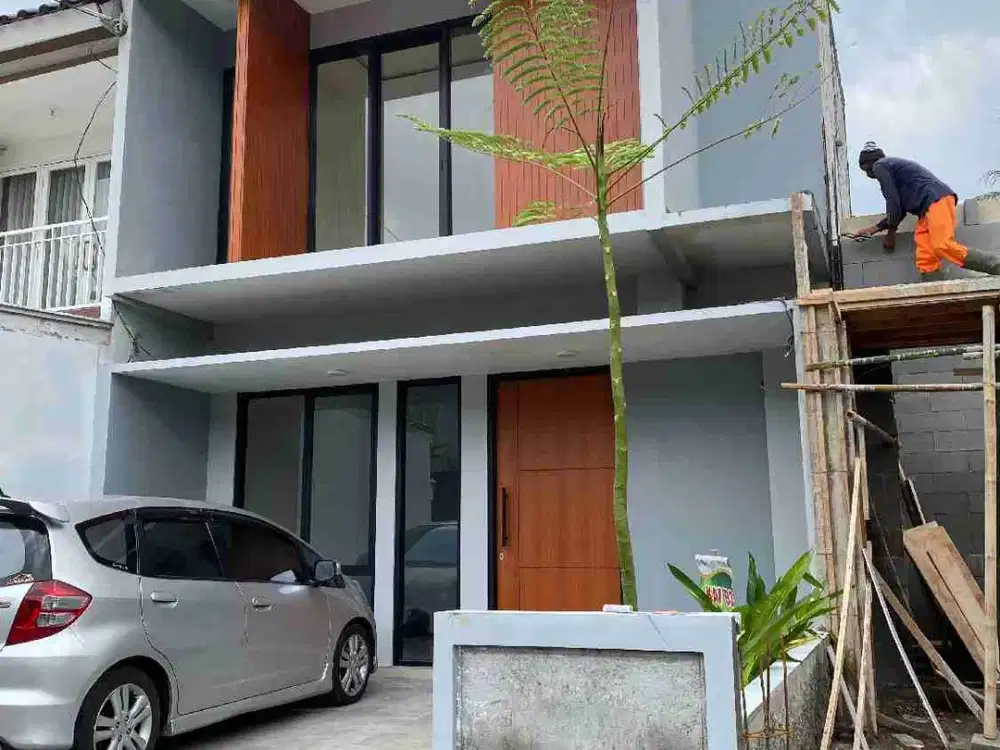 cluster 4 menit ke Exit tol Ungaran, dekat gedung DPRD