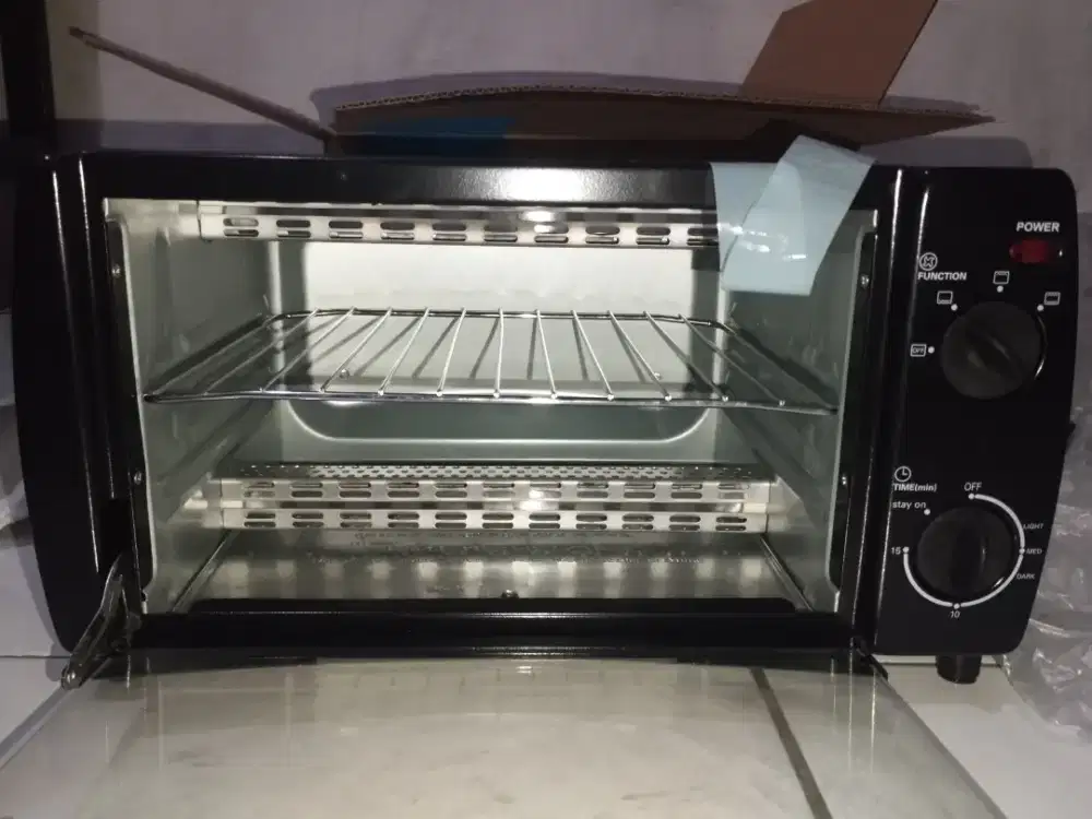 Oven merk midea