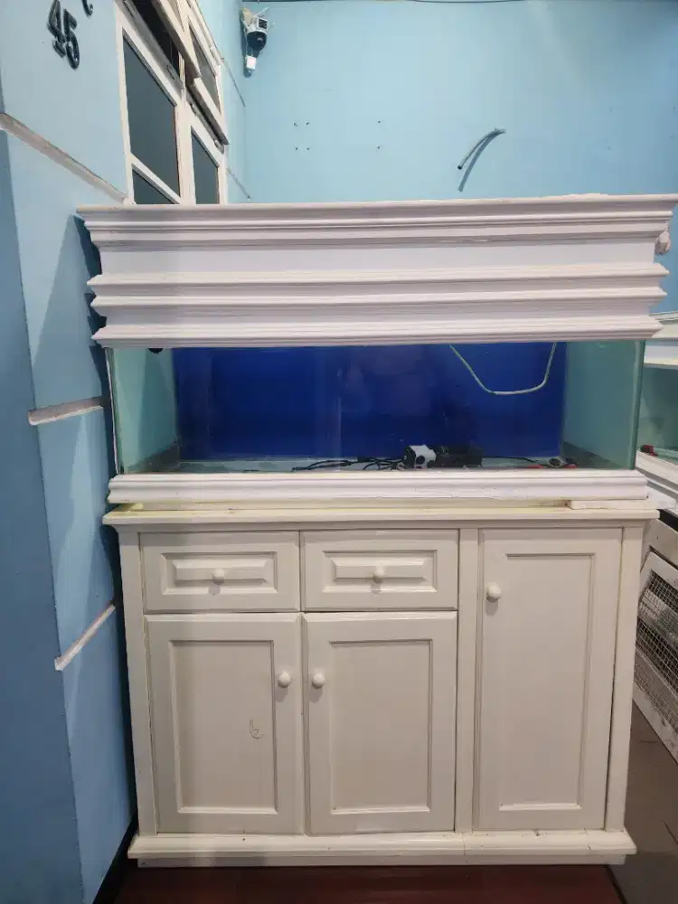Aquarium dan meja