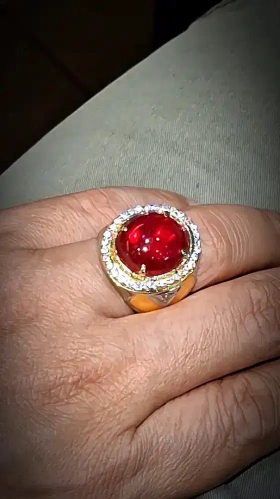 RUBY Red Cherry
Ring Perak Berat 12 Gram, Size 18
Dim 15 x 14 mm (est)
