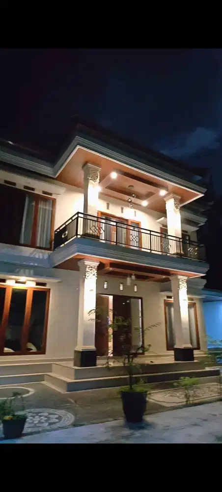 Rumah semi villa baru