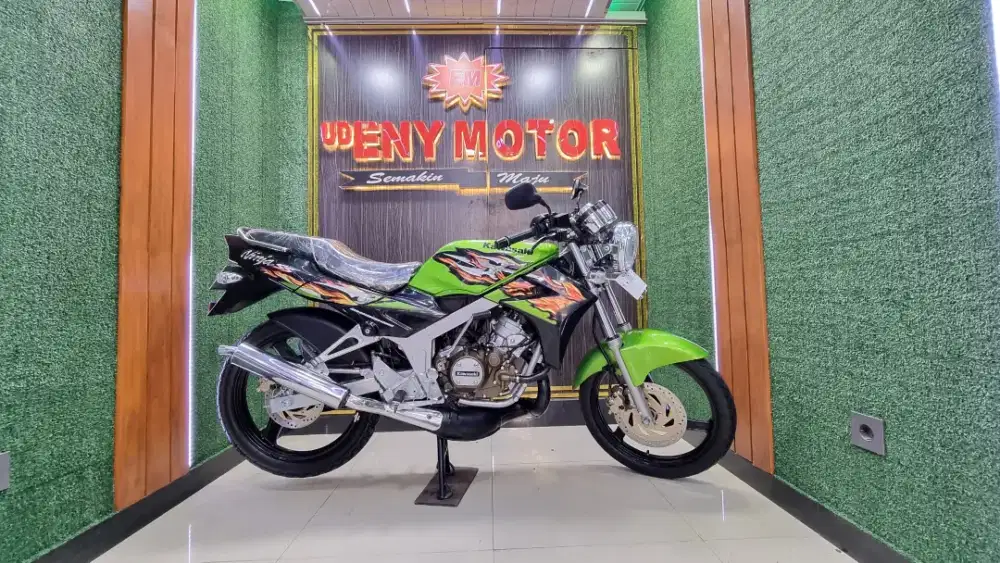 UD ENY MOTOR - Kawasaki Ninja SS thn 2009 fresh