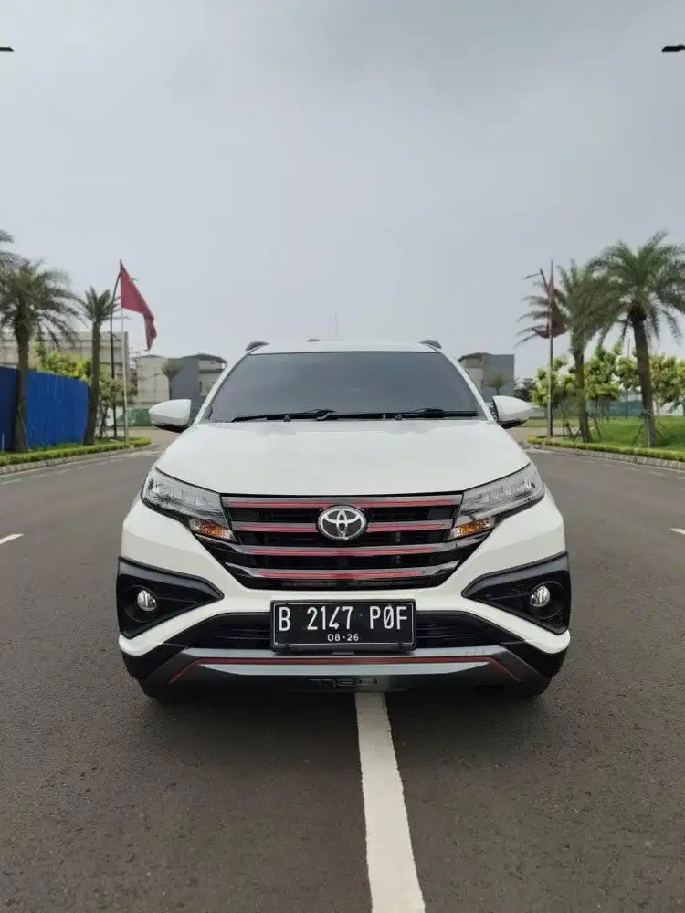 tdp 25 jt km 60 rb Toyota Rush S TRD AT 2021 putih