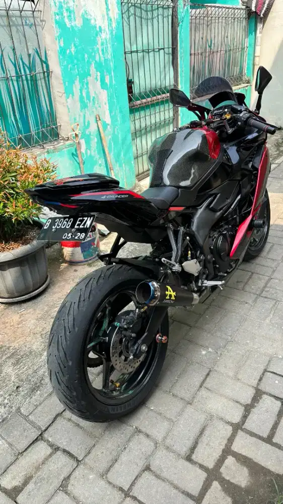 ZX25R ABS QS PERSIMMON RED ( warna langka) MULUS ISTIMEWA! ZX Ninja