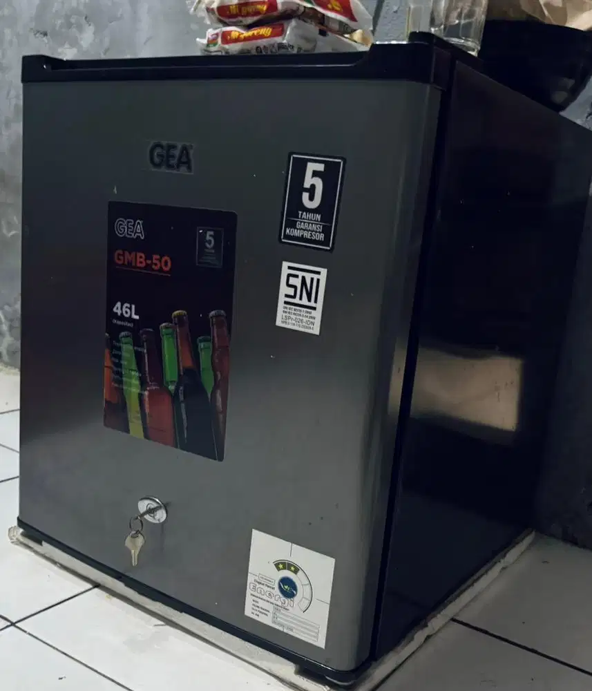 Kulkas mini bar