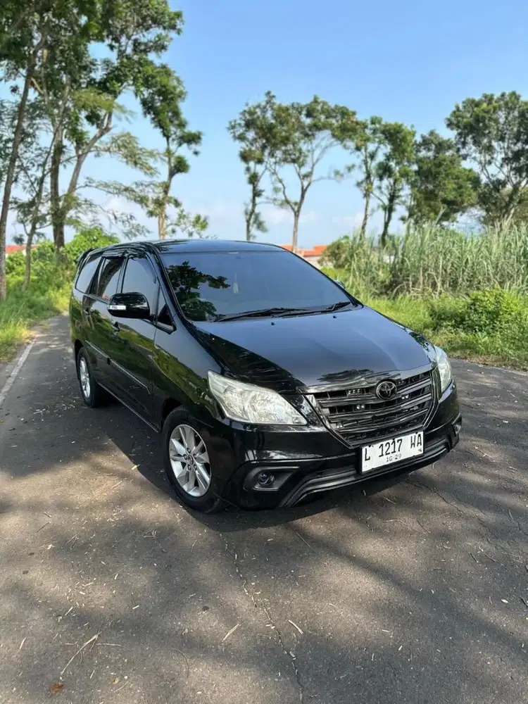 Kijang Innova barong cumi cumi