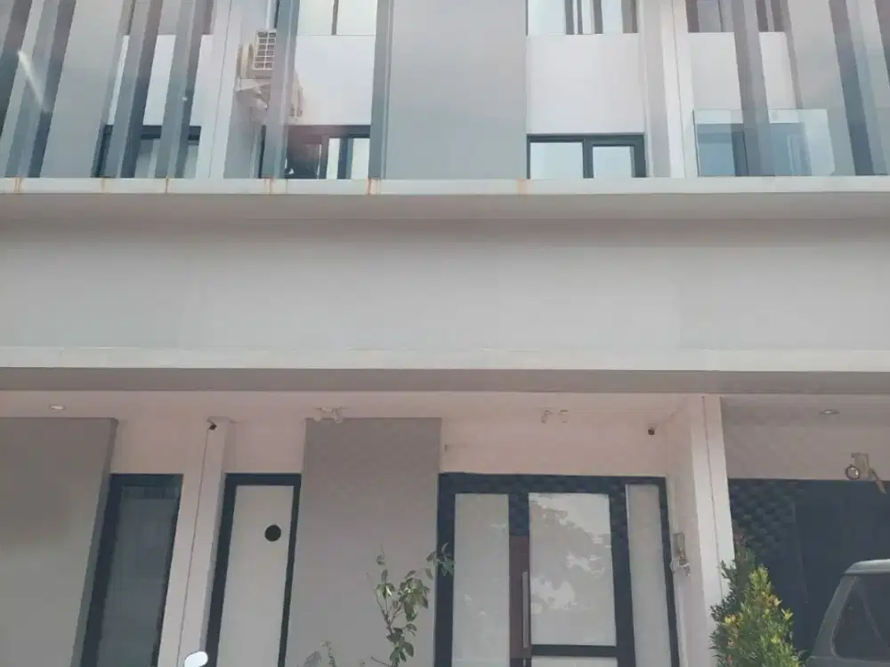 DIJUAL / DISEWAKAN RUKO MOCA SENTRA DIAN ISTANA