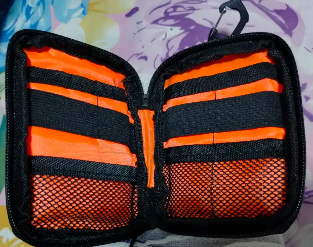 Dompet krtu pria wanita