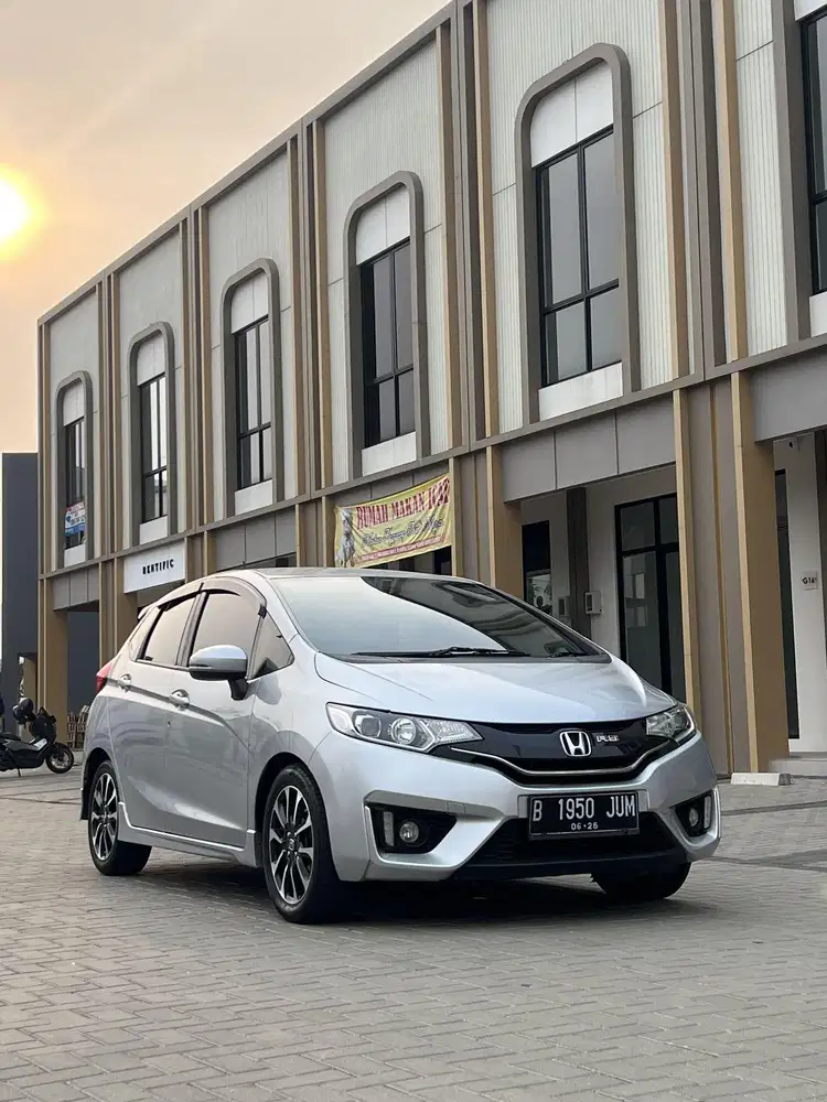 Honda Jazz RS 1.5 AT 2016 GK5 Silver
