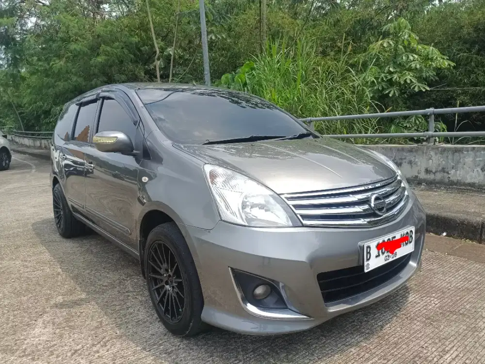 Nissan Grand Livina 1.5 XV 2012 Facelift Manual istimewa