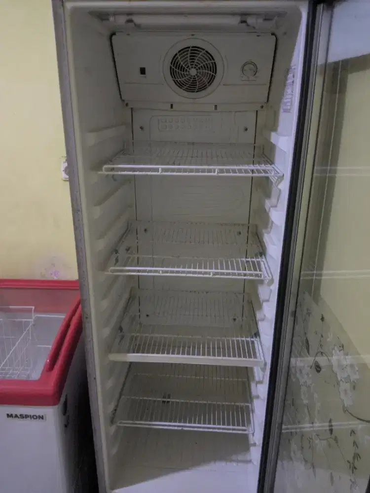 chiller makanan