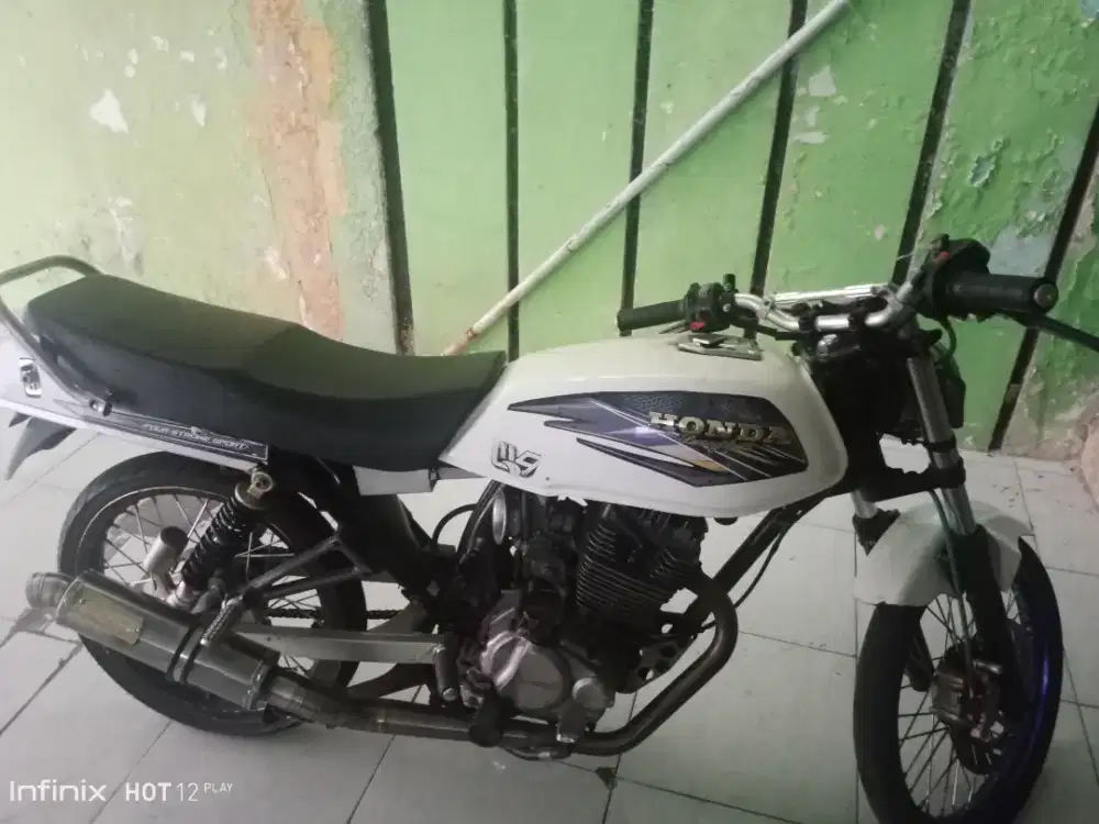 Motor Honda GL modif