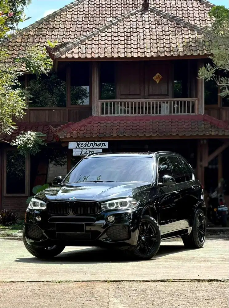 BMW X5 F15 M-Sport Package 3.0L TwinTurbo Panoramic RSE Tahun NIK 2015
