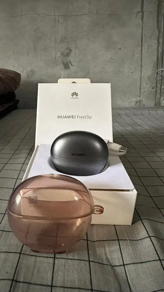Huawei freeclip second