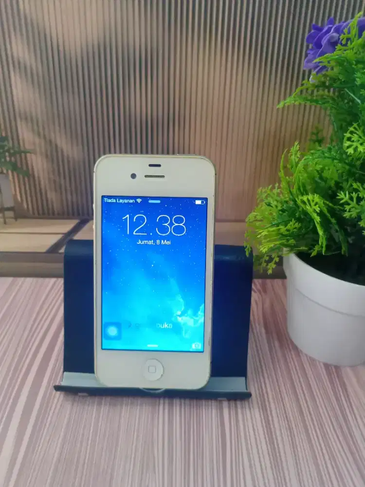 Iphone 4s jadul