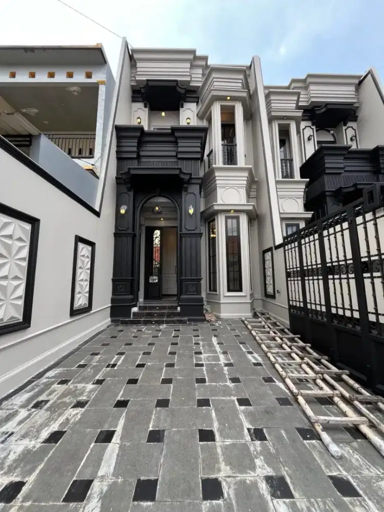 RUMAH DI JUAL HARA MURAH DEKAT ALUN ALUN DEPOK