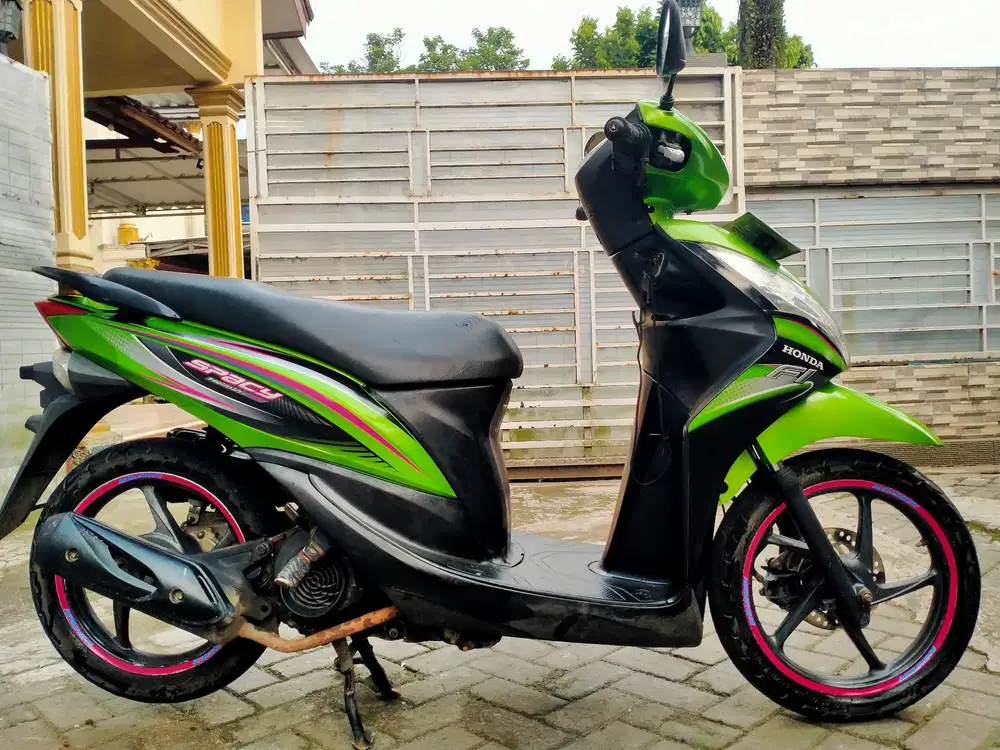 Honda spacy FI lengkap motor sehat walafiat keterangan detail dibawah