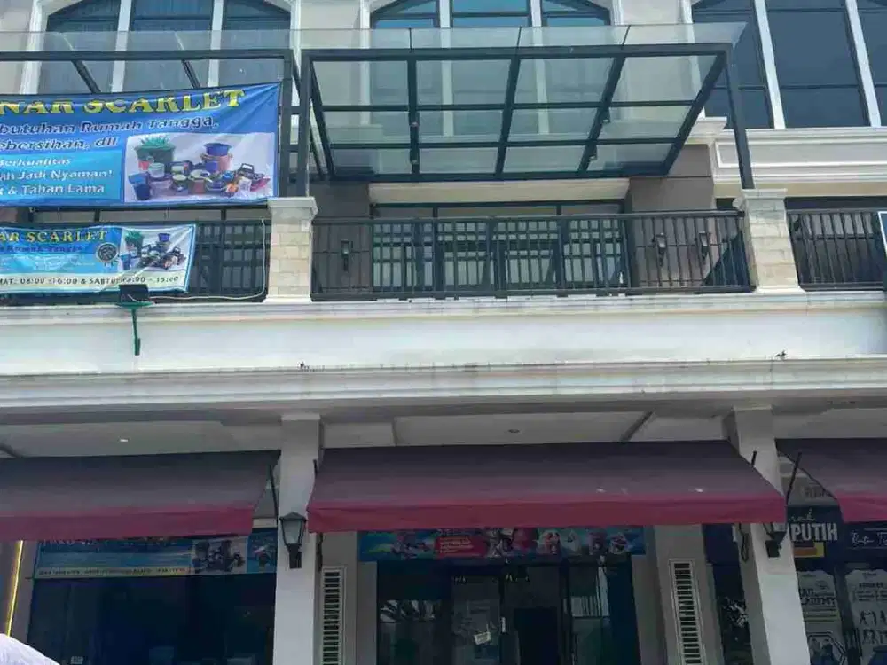 ruko siap pakai ruko scarlet 3 lantai di sumarecon bekasi