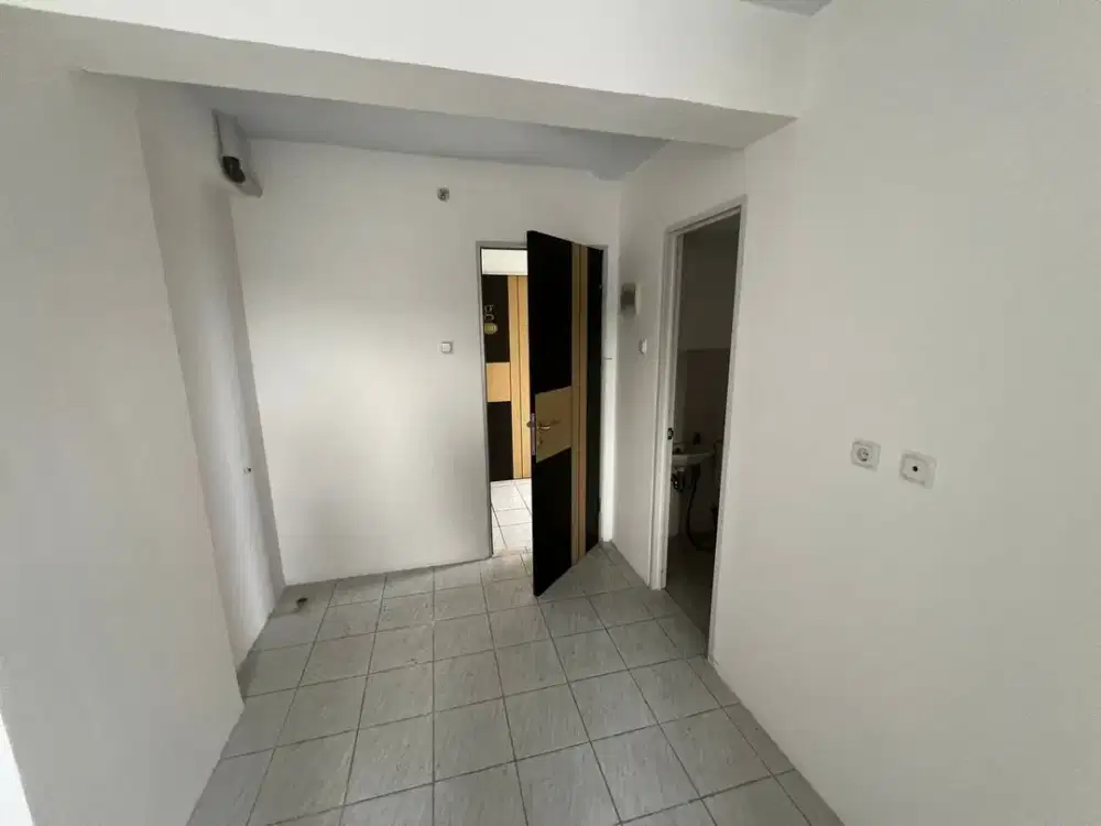 DIJUAL APARTEMEN GUNAWANGSA GRESIK LANTAI 11 BARU GRESS - KOSONGAN