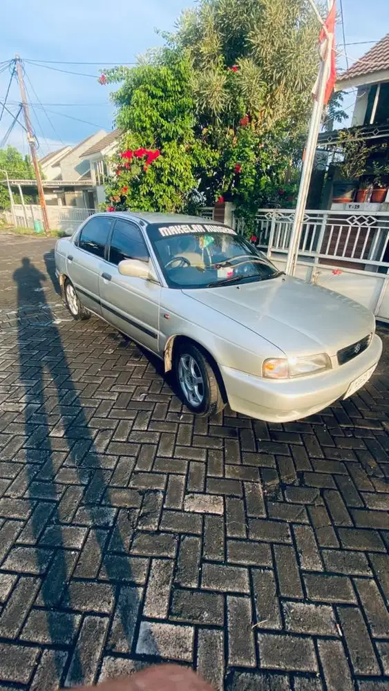 Suzuki Baleno 1998