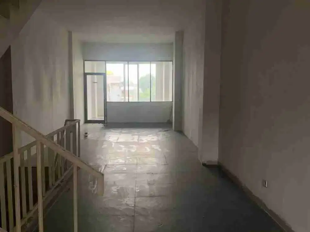 ruko lokasi strategis di rawamangun jakarta timur