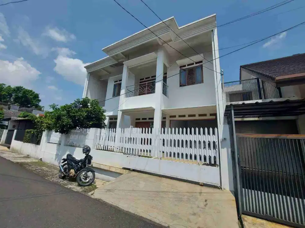 rumah 2lantai siap huni di belakang griya arcamanik bandung
