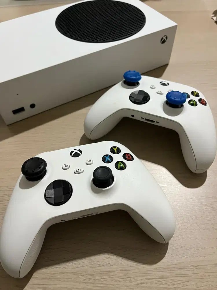 Xbox S 512 GB dan joystick 2