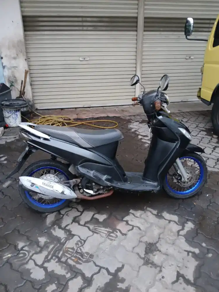 Mio smile 2008 hitam