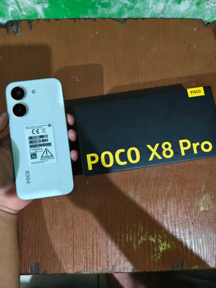 Poco x8 pro ram 8/512 white