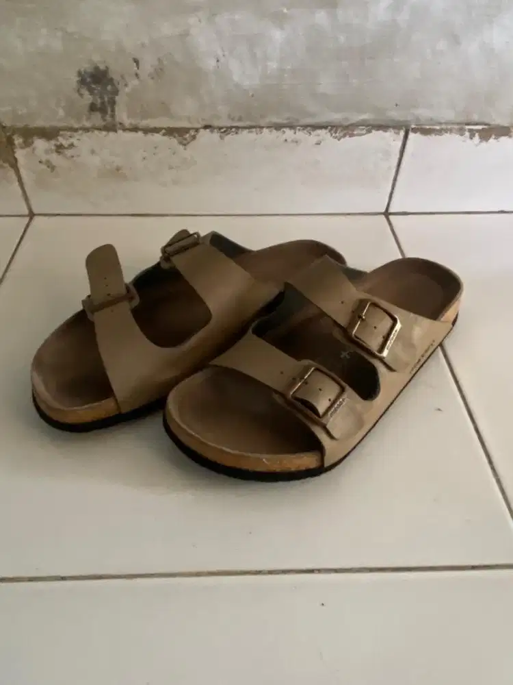Dijual sandal myfeet 42