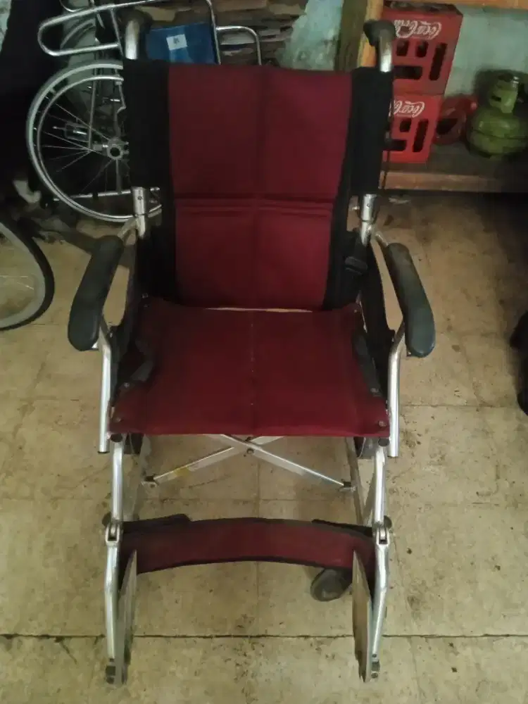 Kursi roda travel