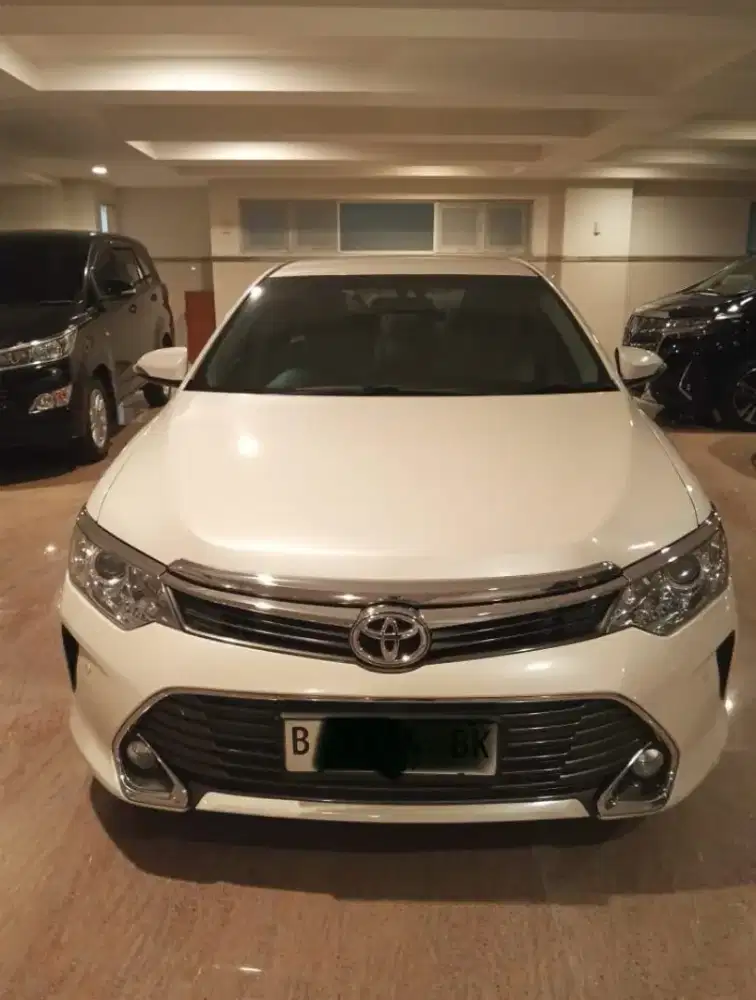 Toyota Camry V At 2015