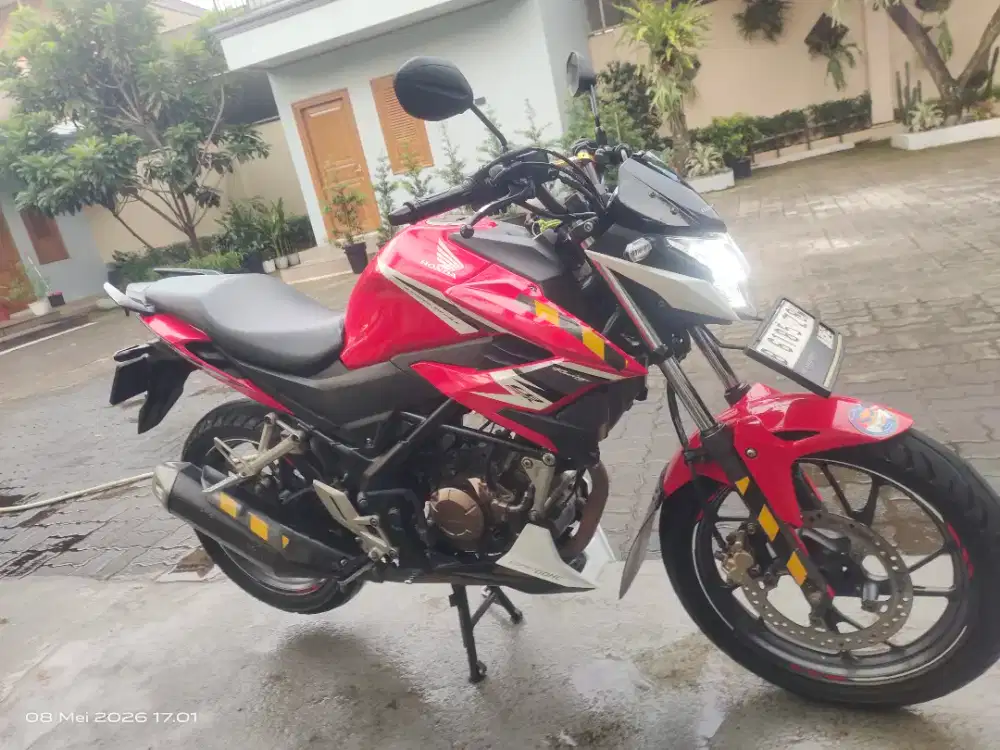 CB 150R merah pajak ON