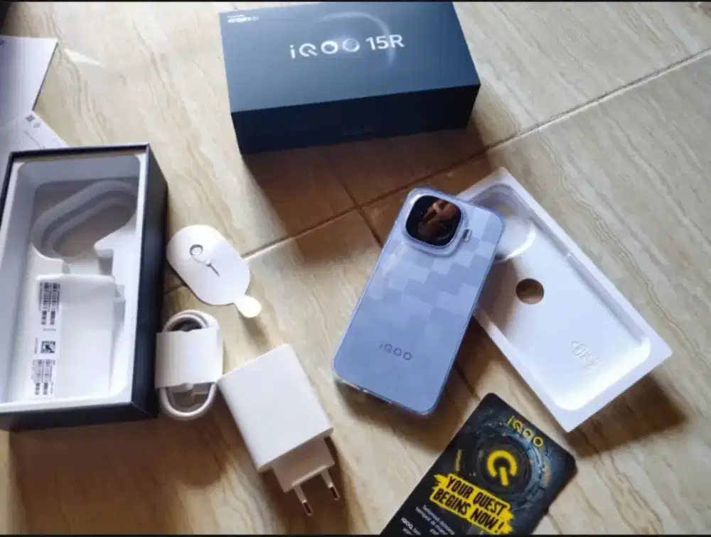 Iqoo 15r 12/256gb black Lok jakpus