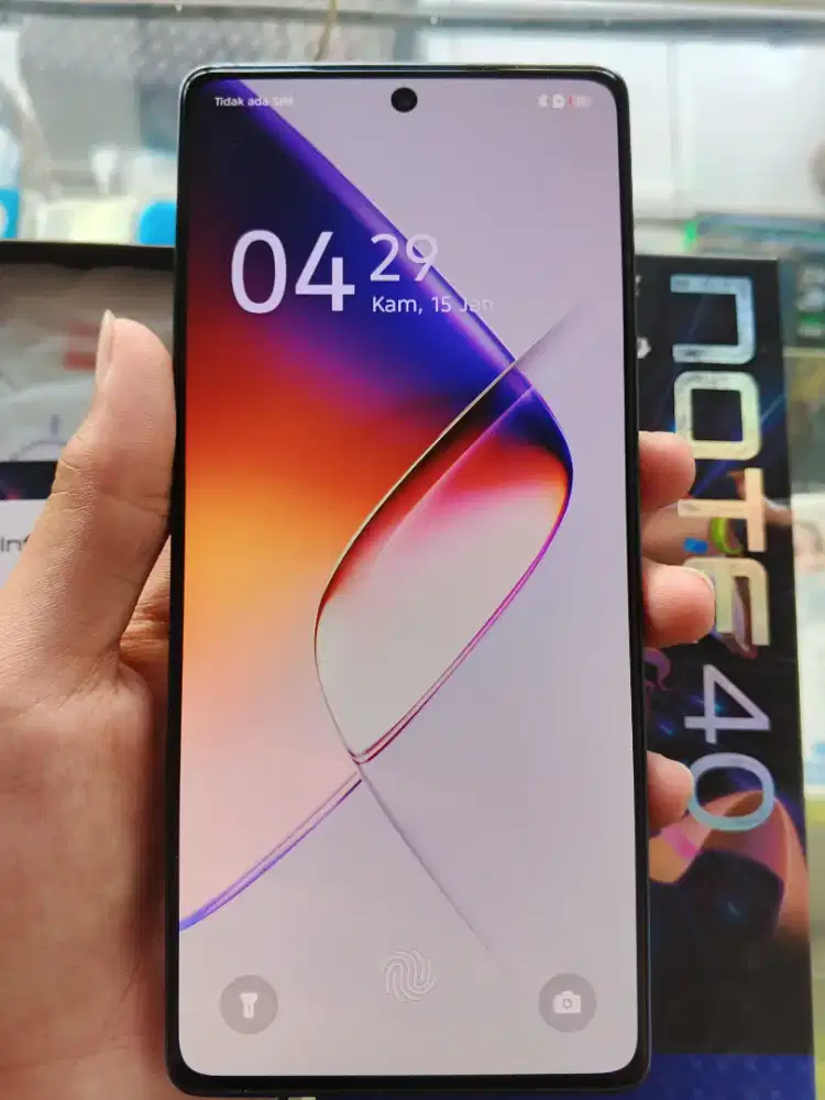 Infinix hot 40 ram 8+8/256 wireless charging
