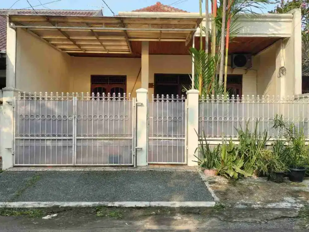 Rumah siap huni Perumahan Cibinong Endah