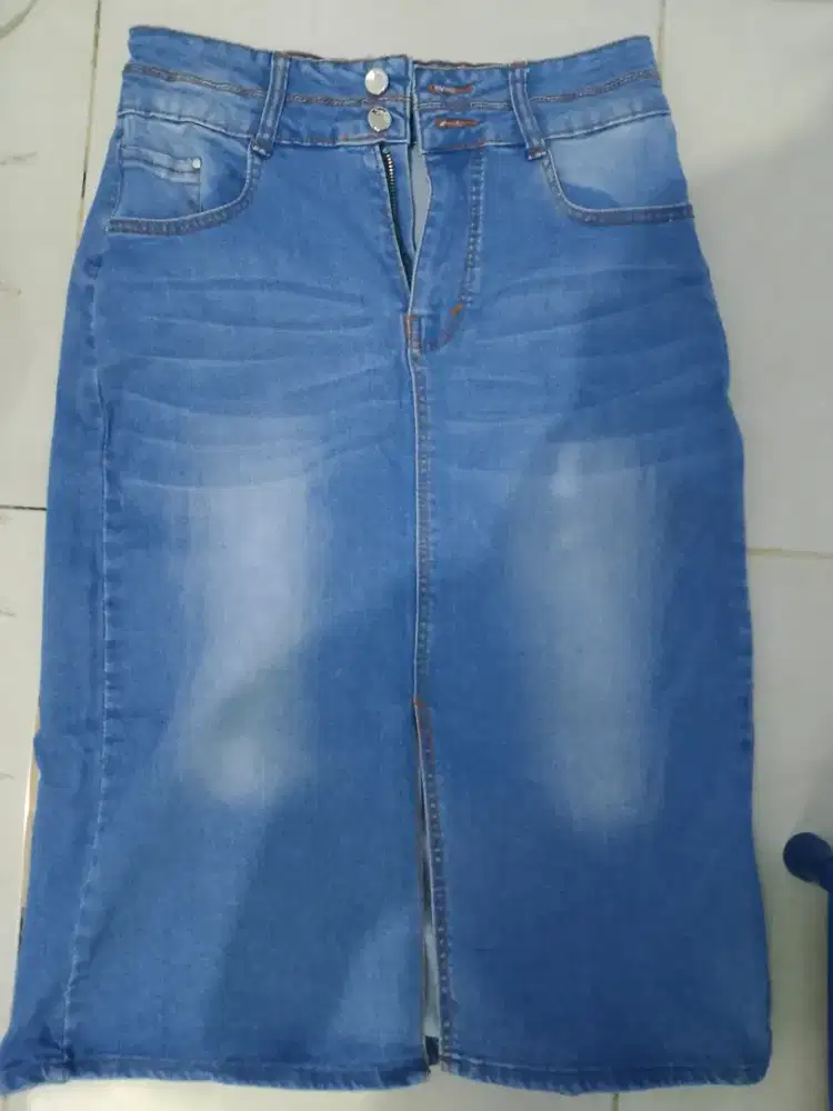 Preloved pemakaian pribadi, masih bagus no minus