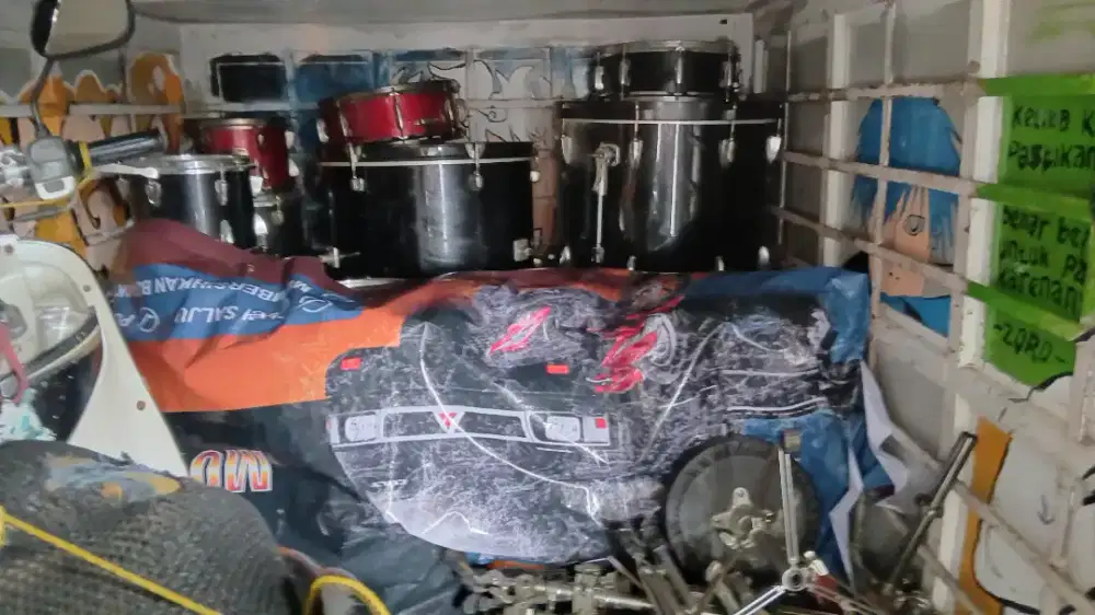 DIBELI DRUM SET & ALAT MUSIK LAIN