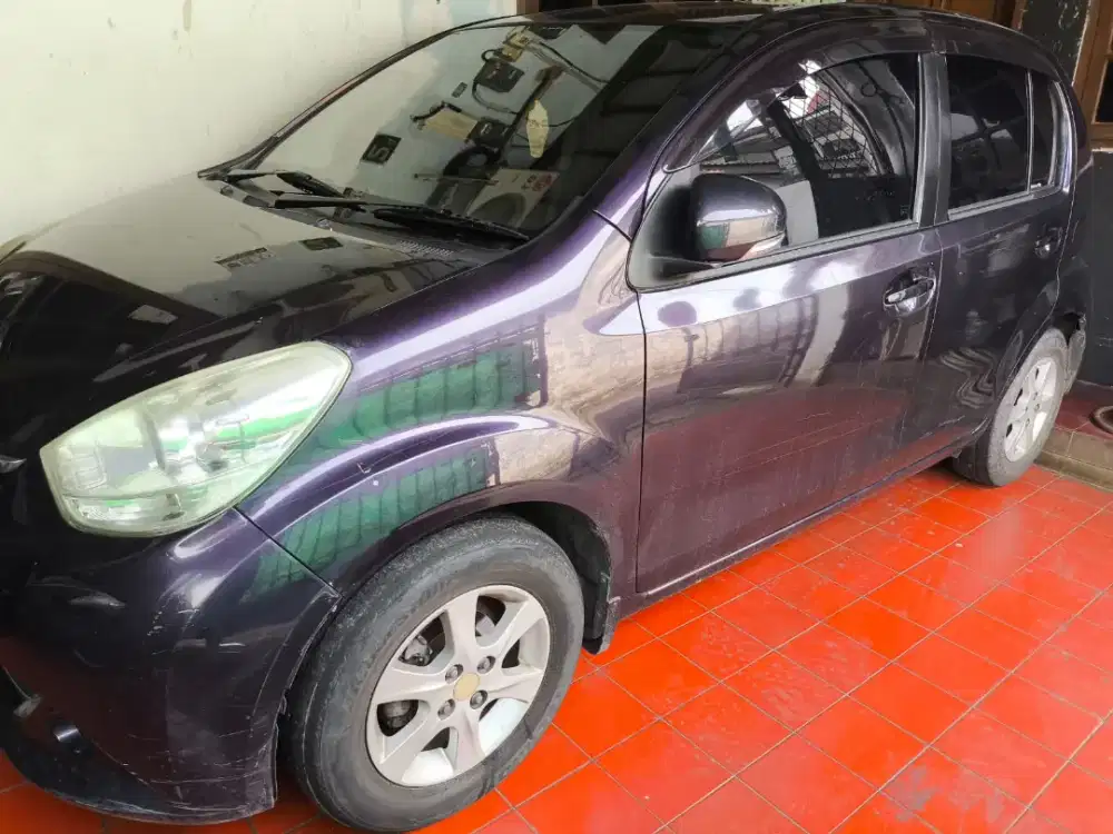 Daihatsu Sirion tahun 2014