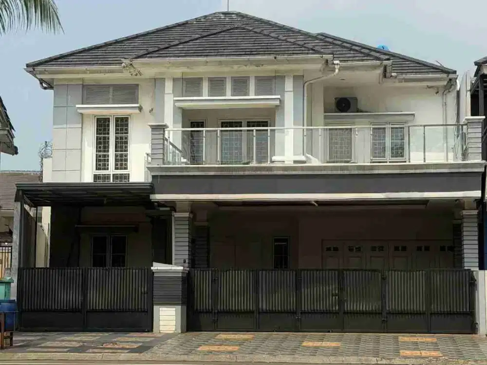 Rumah 2 Lantai Siap Huni Di Boulevard Kota Wisata