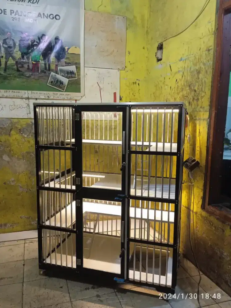 Kandang Kucing 2 Pintu Tingkat Leter L Alumunium