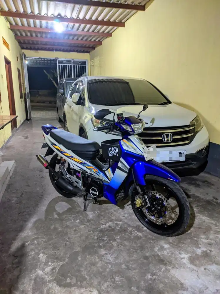 Yamaha FIZ R 2003