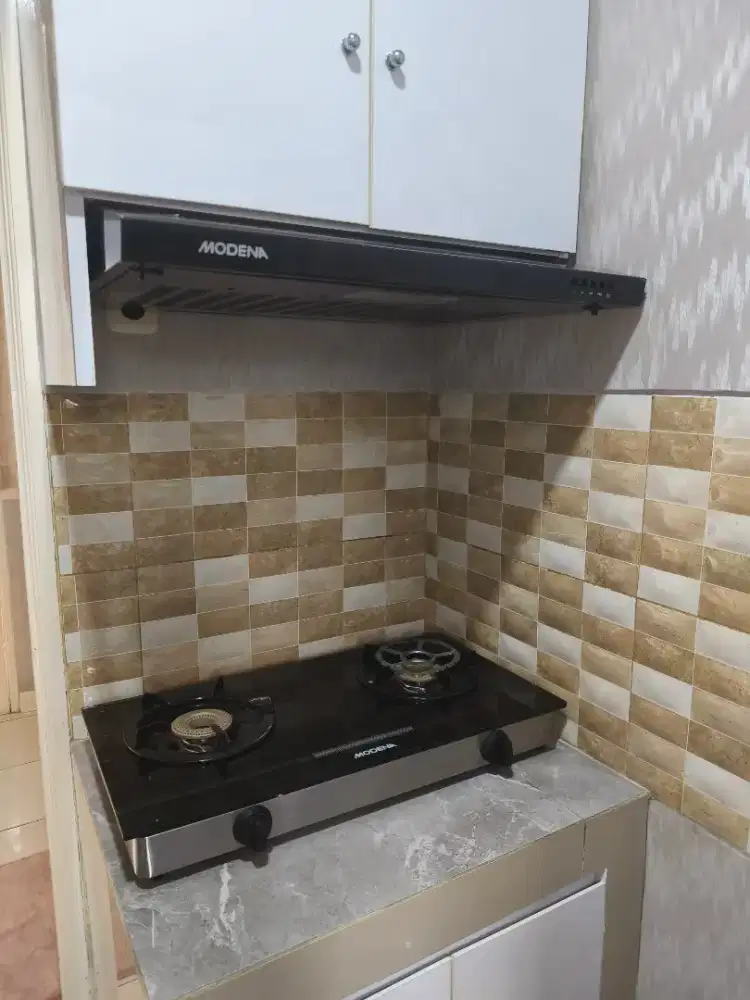 Cooker hood dan kompor gas tanam