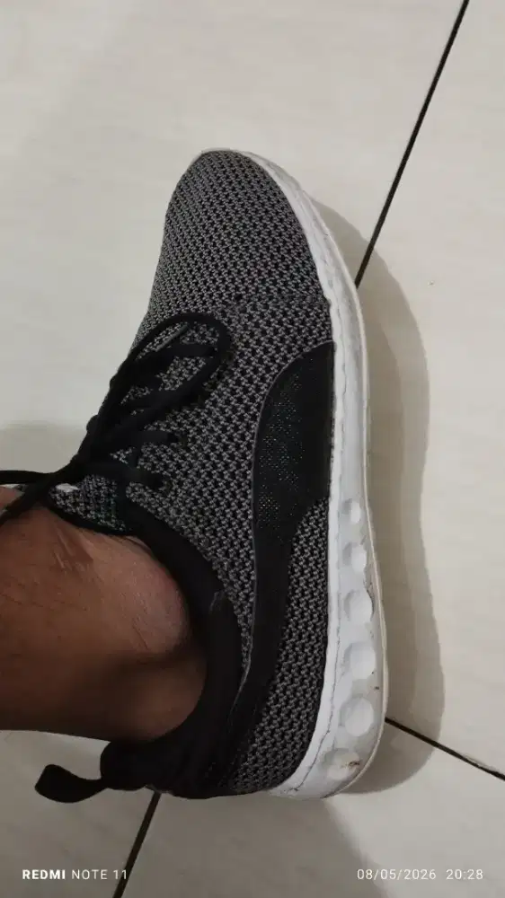 Sepatu Puma Carson