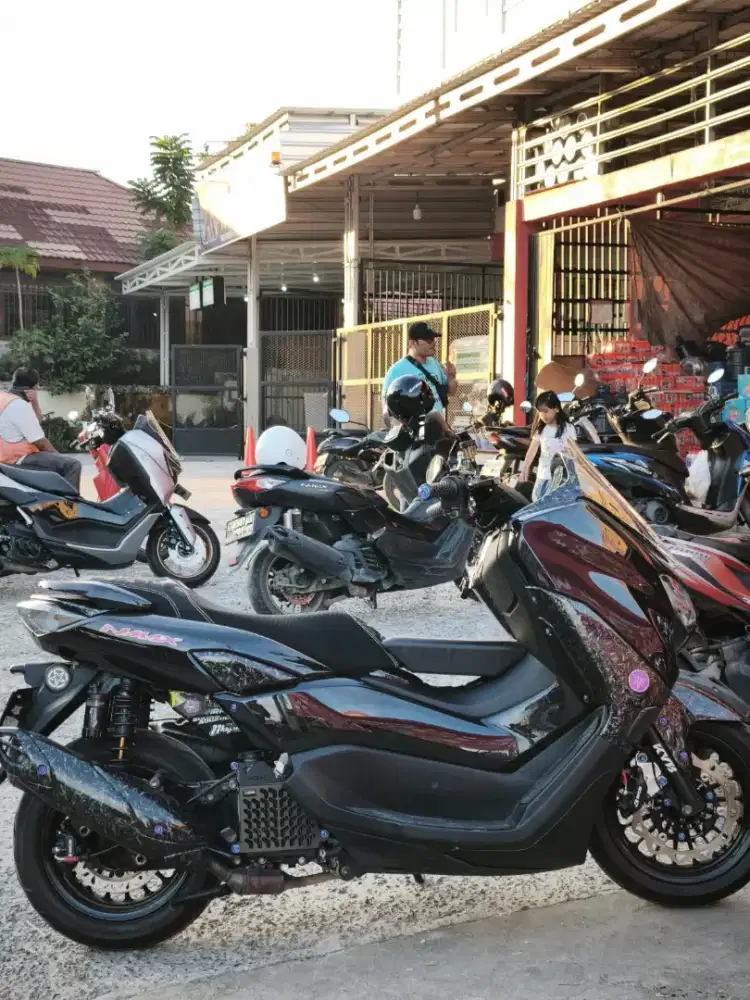 Nmax new tahun 2021