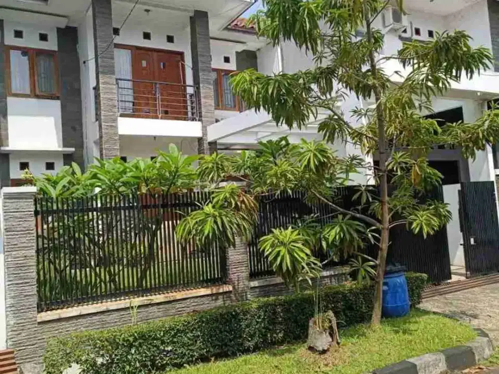 Rumah Terawat 2 Lantai Di Sayap Soekarno Hatta Bandung