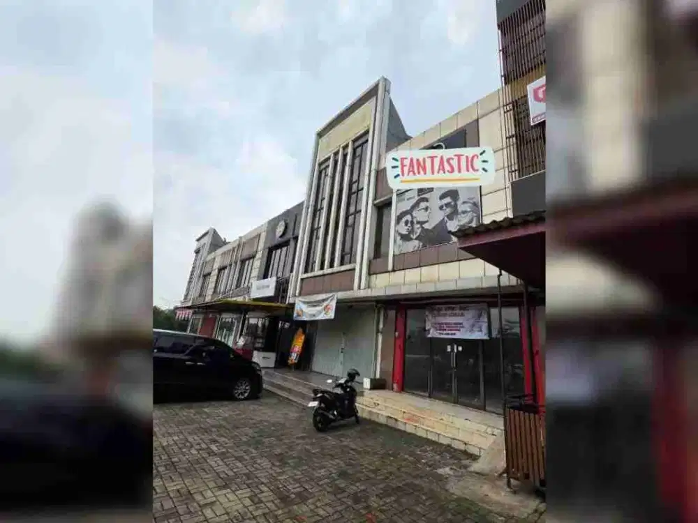 RUKO RAMAI, PARKIR LUAS !!  2 Lantai Disewakan di Grand Depok City