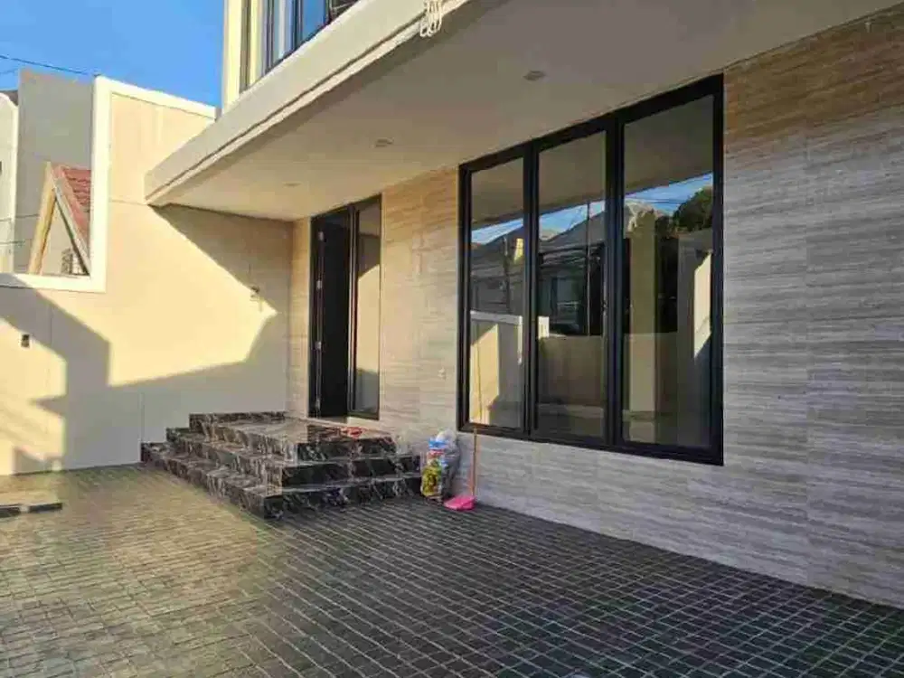 Sutorejo NEW modern minimalis mewah 2 lantai 100 meter dari raya Mulyosari