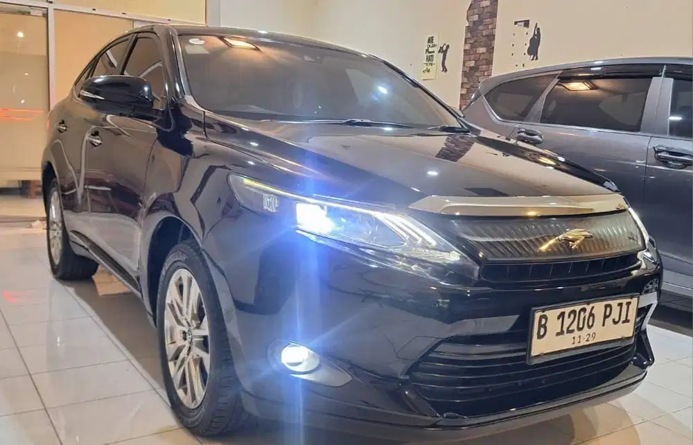 Harrier 2.0 matic new model