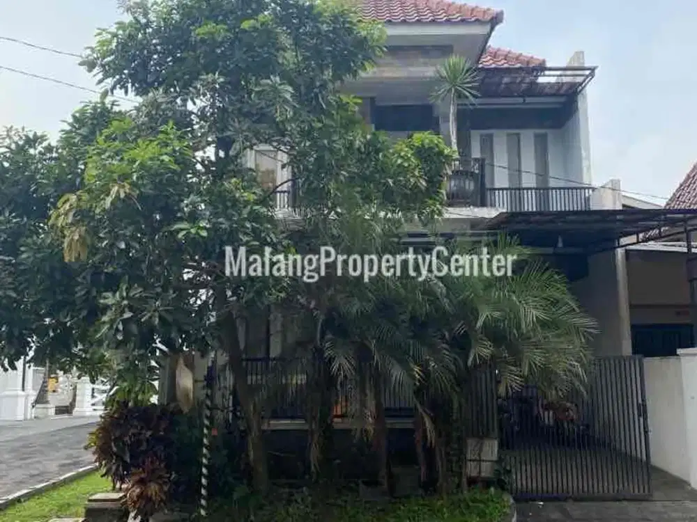 Rumah 2 Lantai Komplek VPT Villa Puncak Tidar